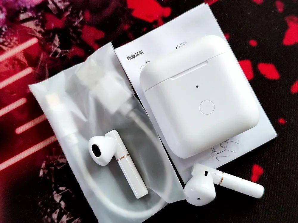 劵后价799元qcy首款支持入耳检测的qcyt8香与不香你看了便知