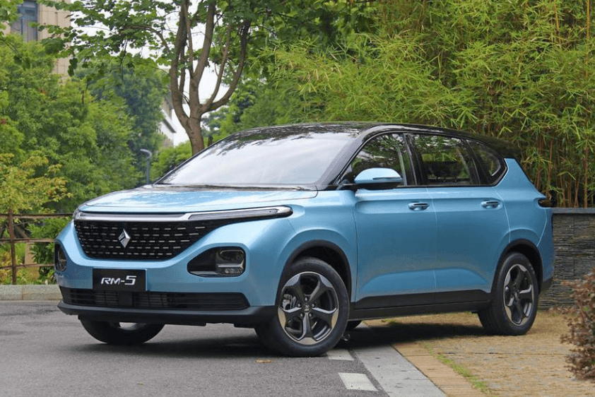 5座汽车首选新宝骏rm-5!全声控满足智能化更贴心!