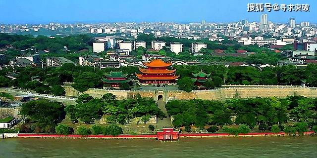 湖南省 "国家历史文化名城"之一 : 岳阳