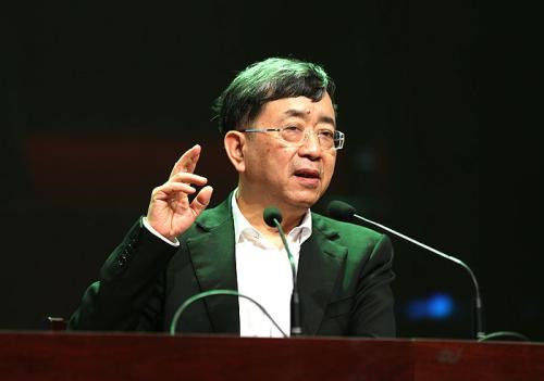 她14岁爱上老师,为和老师私奔断绝父母关系,一年后却含恨而终_文树新