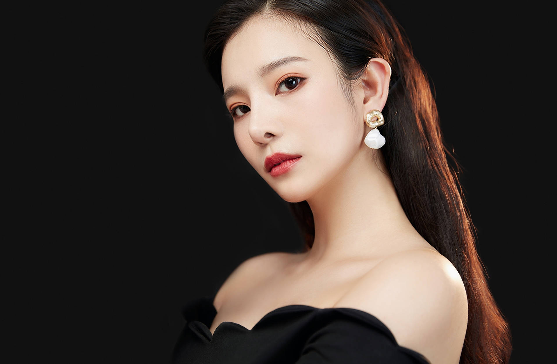 万霈麟主演新片杀青