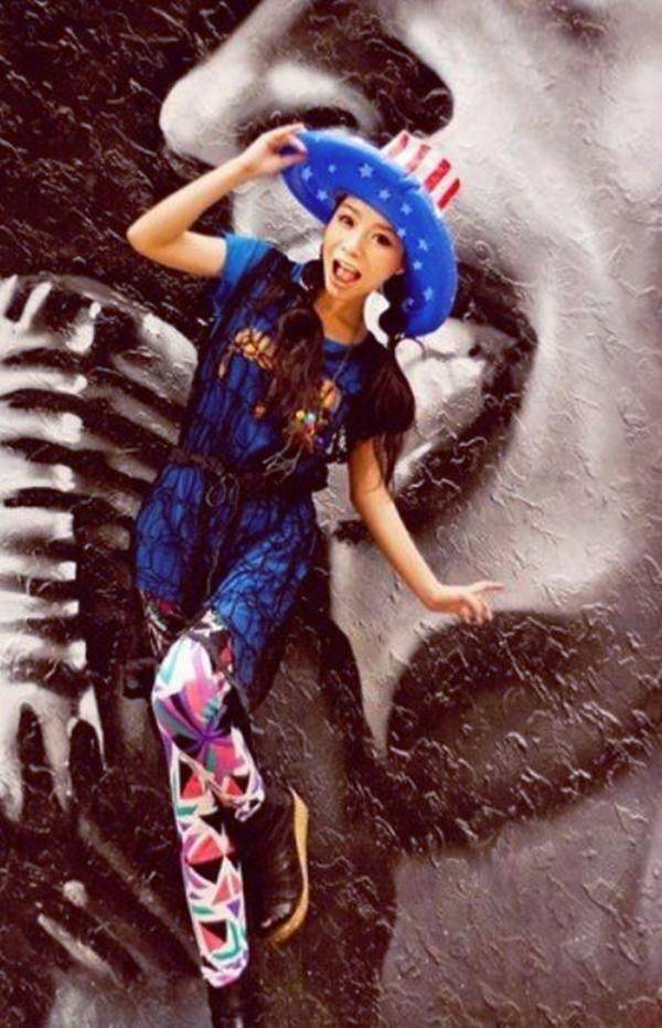 湖南艺人身亡,口含不明液体,大腿内侧有淤青_王妤涵