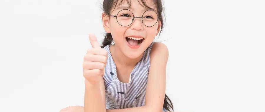 暑假近视"狂飙期",一起打赢这场暑期视力保卫战吧!