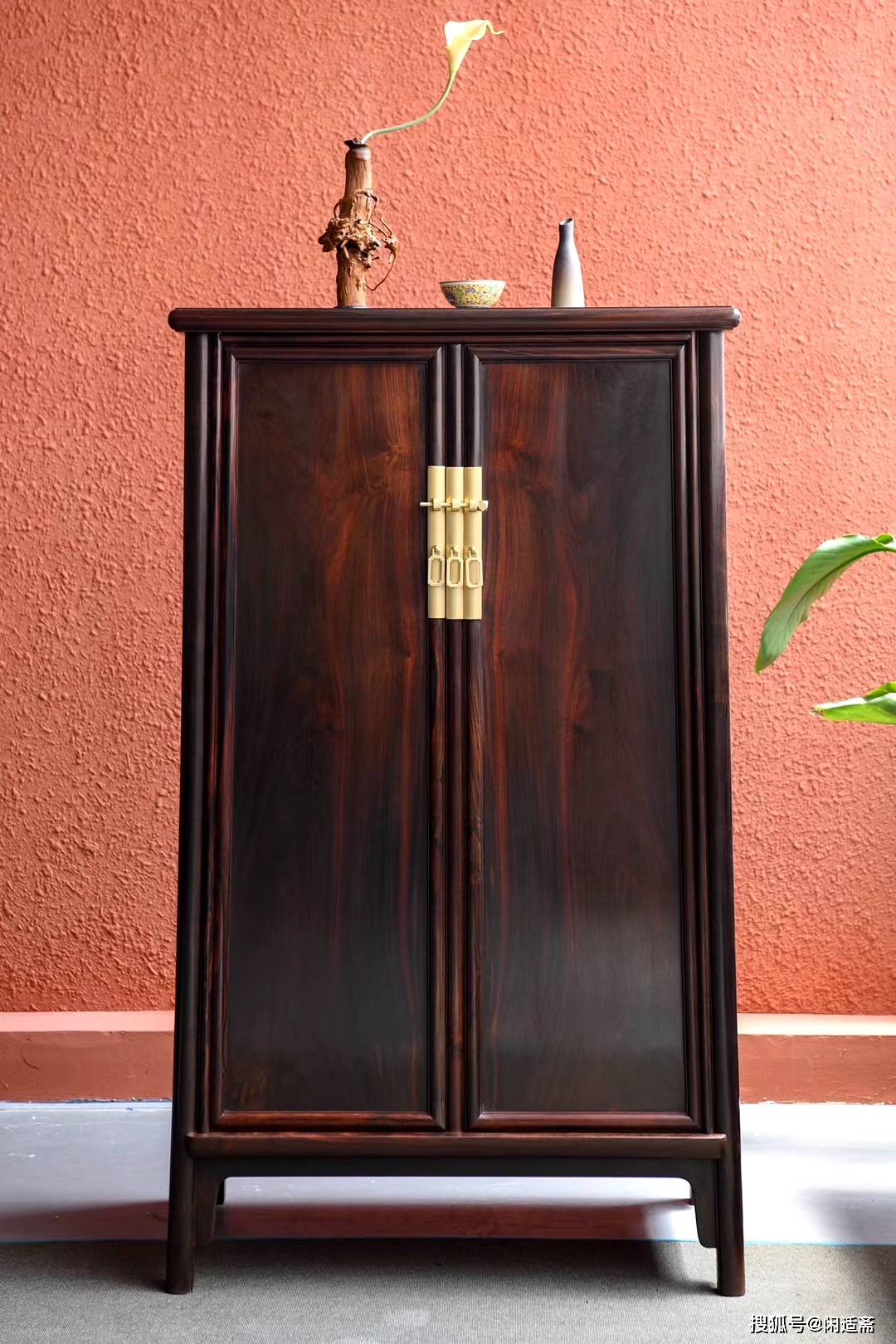 原创中式家居,130素面独板圆角柜,大红酸枝红木家具