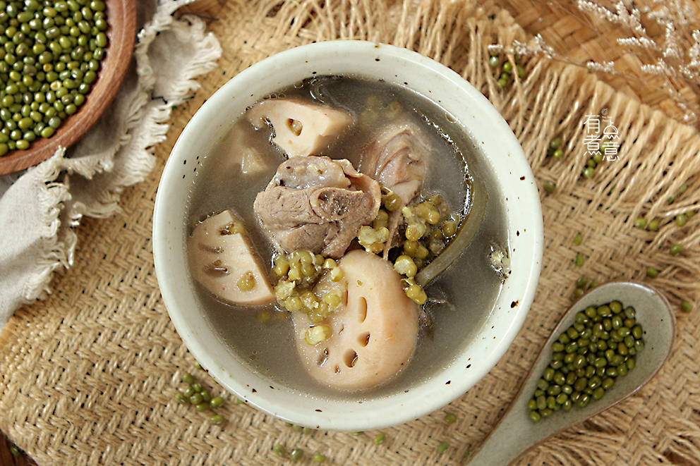 大暑后,别忘多给家人煲这汤,清补解暑鲜味足,全家都爱喝