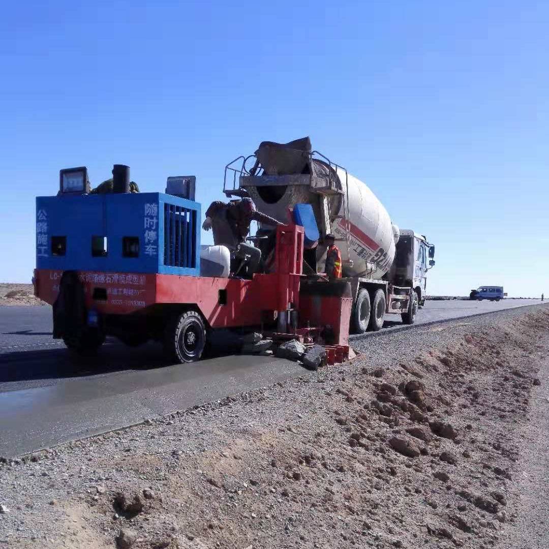 路肩成型机怎样去做保养