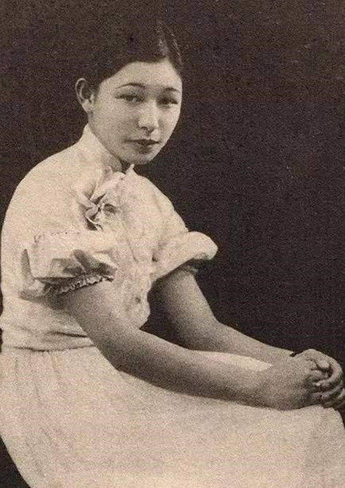 丈夫公然出轨旧相识,她不怒只冷冷说4字,丈夫甘愿回家再无二心_郭婉莹