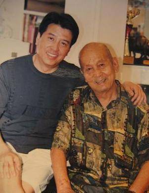 关少曾是北京琴书泰斗关学增的儿子.