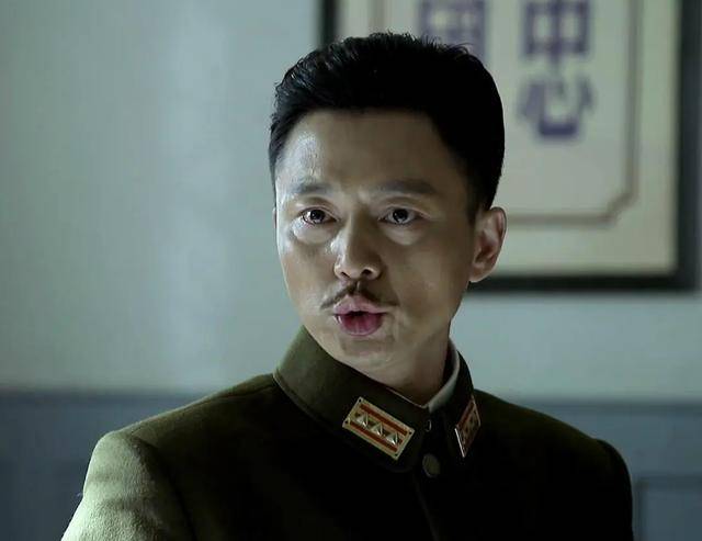 凭借该剧,刘奕君一举获得第22届上海电视节白玉兰奖最佳男配角的
