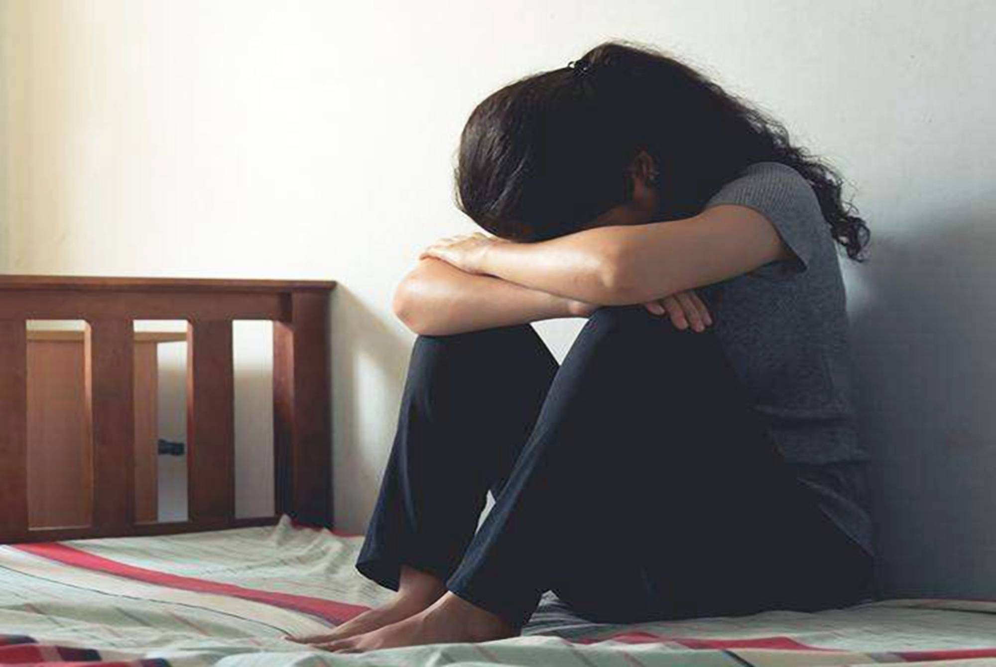 想到二宝孩子幼儿园的费用,大宝补习班费用,小赵都头疼不已