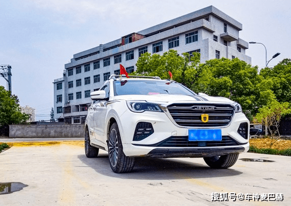 捷途x70的改装案例还是比较少的,毕竟这台车的整体素质比较高,而且