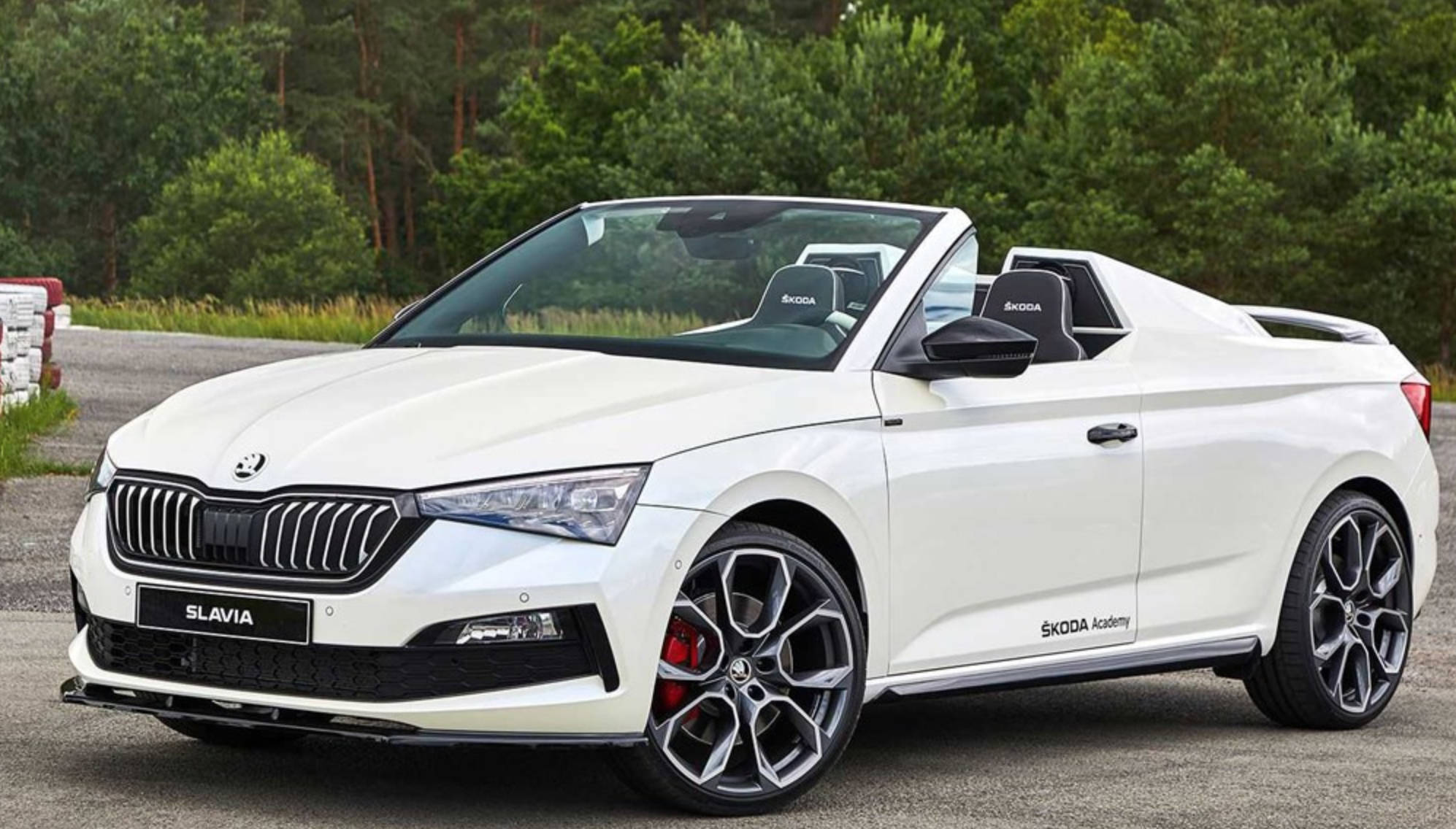 敞篷两座设计斯柯达slavia概念车发布