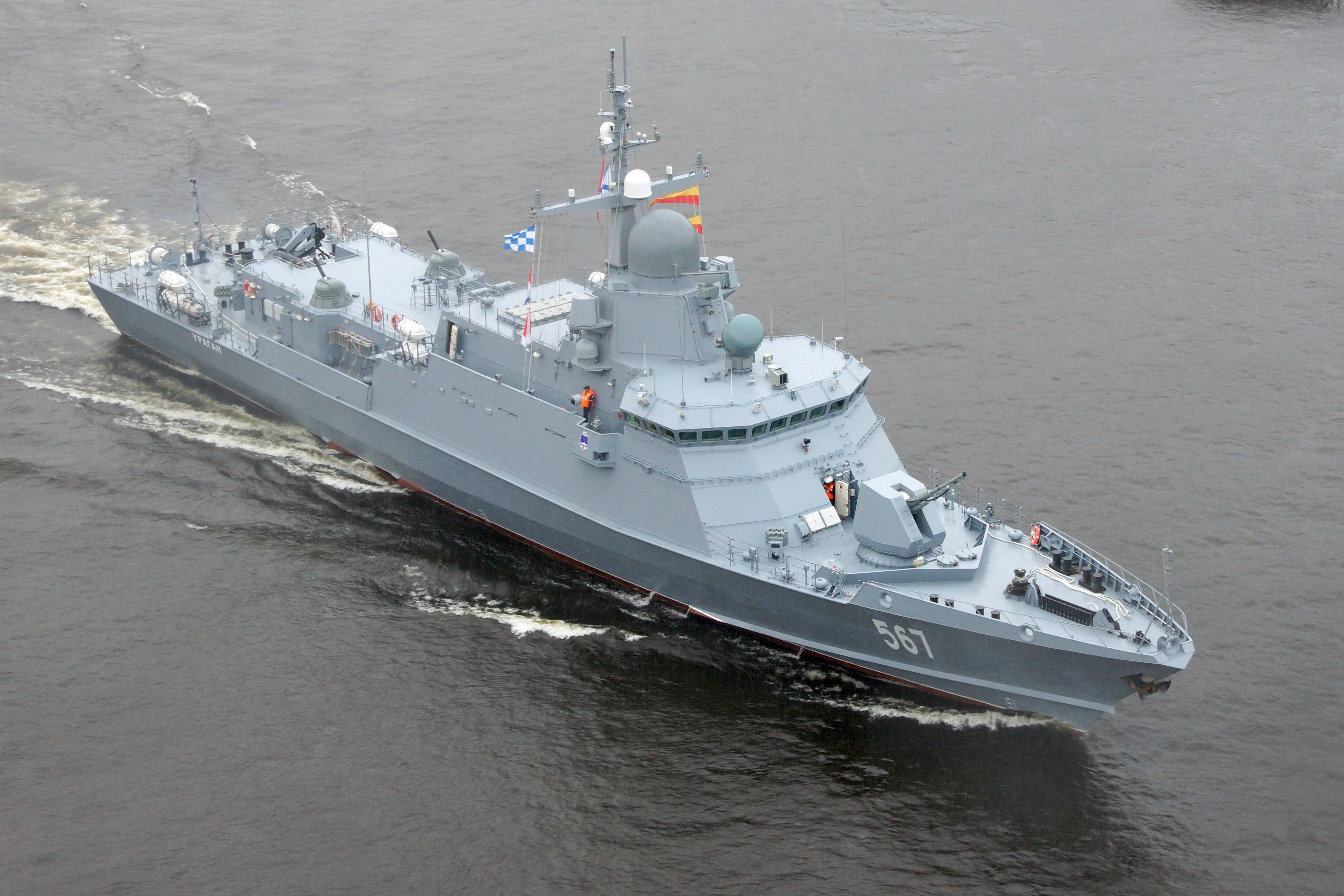原创俄最新战舰下水,吨位不及056火力超052d,却存在致命缺陷