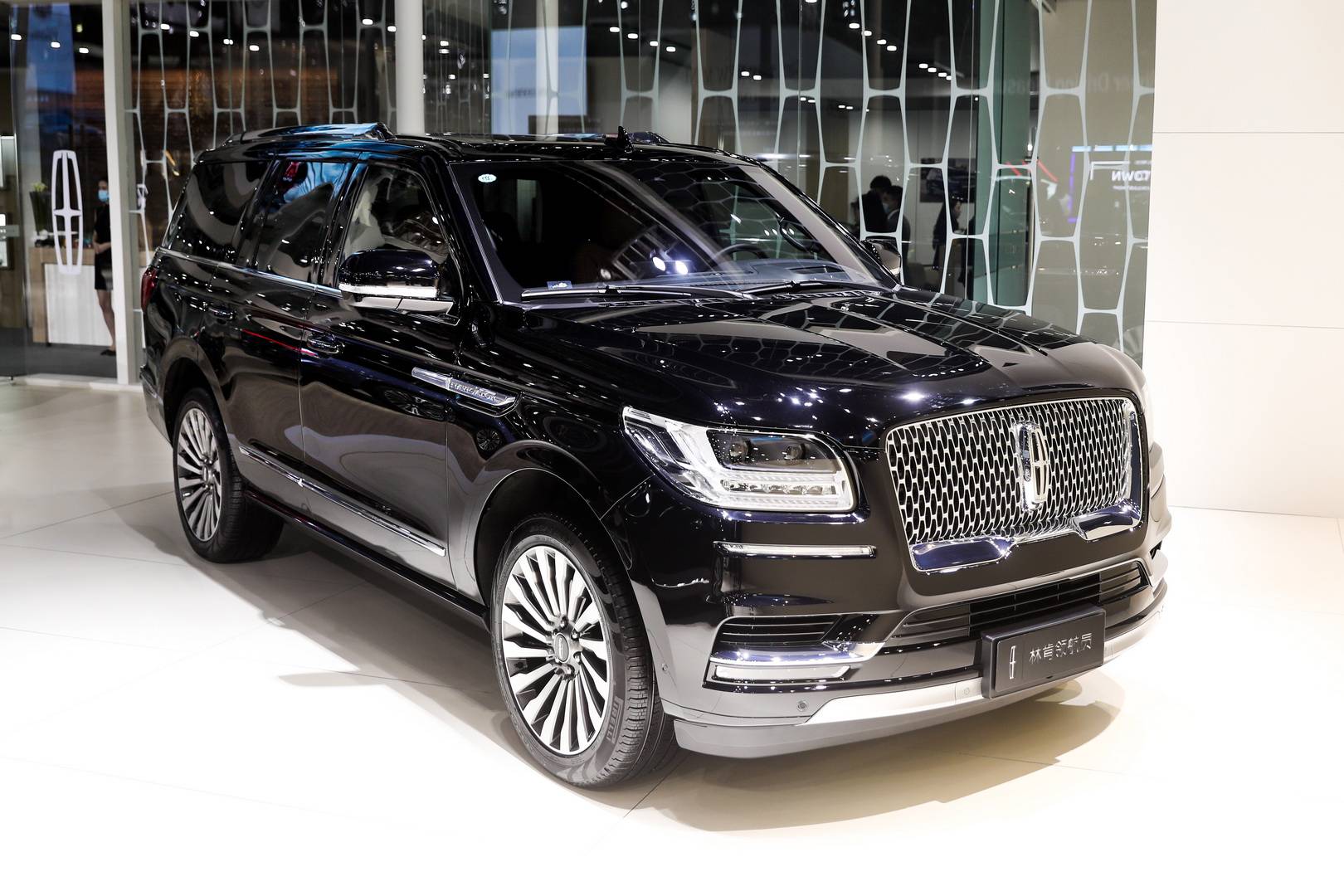 豪华自有其道全新林肯飞行家aviator携林肯家族闪耀2020成都国际车展