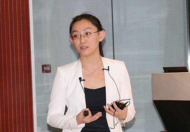 清华最漂亮的两个女老师,一个成美国院士,一个被美国高薪聘请_吴昊