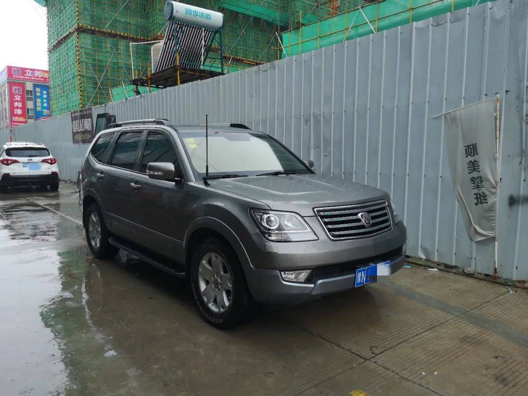 辗转两地冒雨检测两台罕见韩系进口车起亚霸锐这车况能买吗