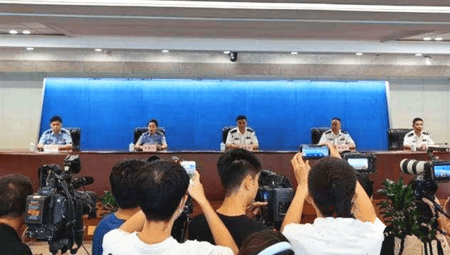 杭州杀妻案后续网红深夜直播凶宅小区内天天听到木鱼声居民害怕搬离