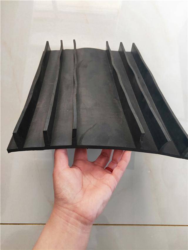 eb型外贴式橡胶止水带