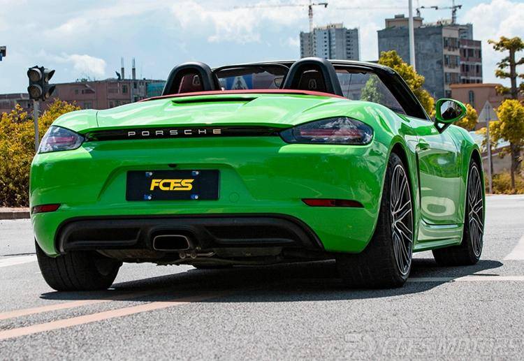 龙岗保时捷718贴膜原厂漆—蜥蜴绿,深圳改色中心