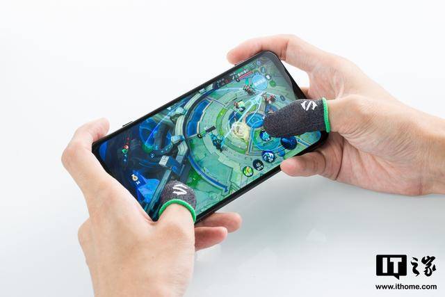 王者战魂神器挂_王者荣耀辅助购买平台是怎么回事_王者战魂过神器挂