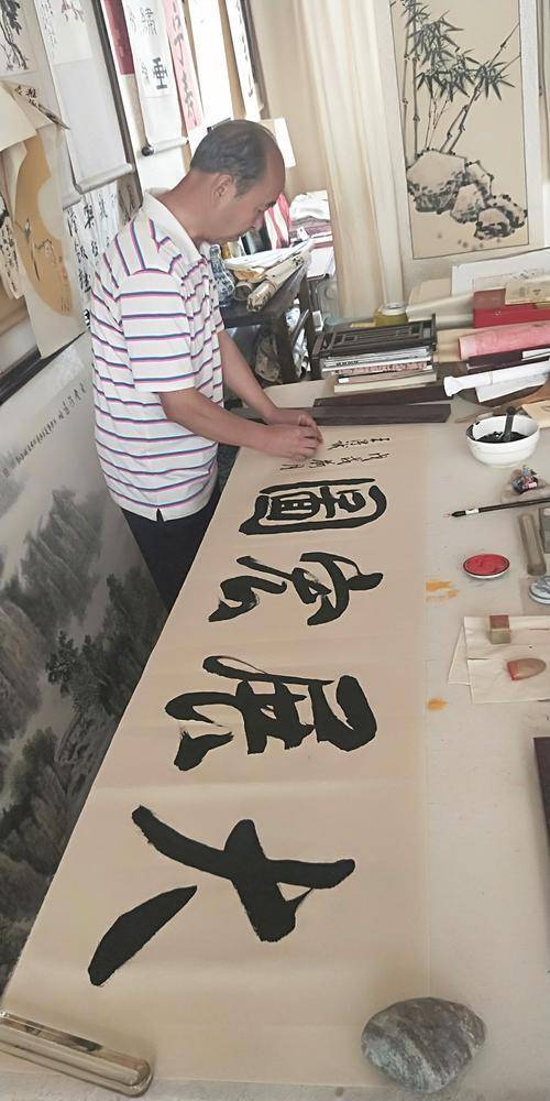 效法前人铸今生 奇人奇才王得诚_书法