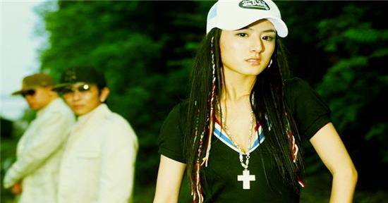 薇娅自曝曾是选秀冠军,出演过周杰伦mv,还和成龙合作过!