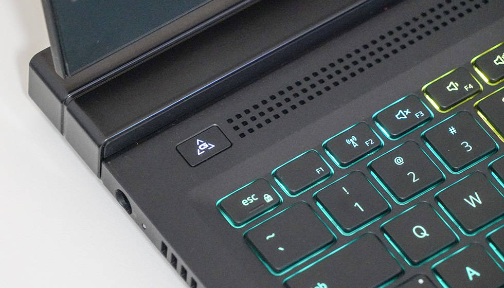 性感的小尾翼加身 戴尔g7-7700开箱体验