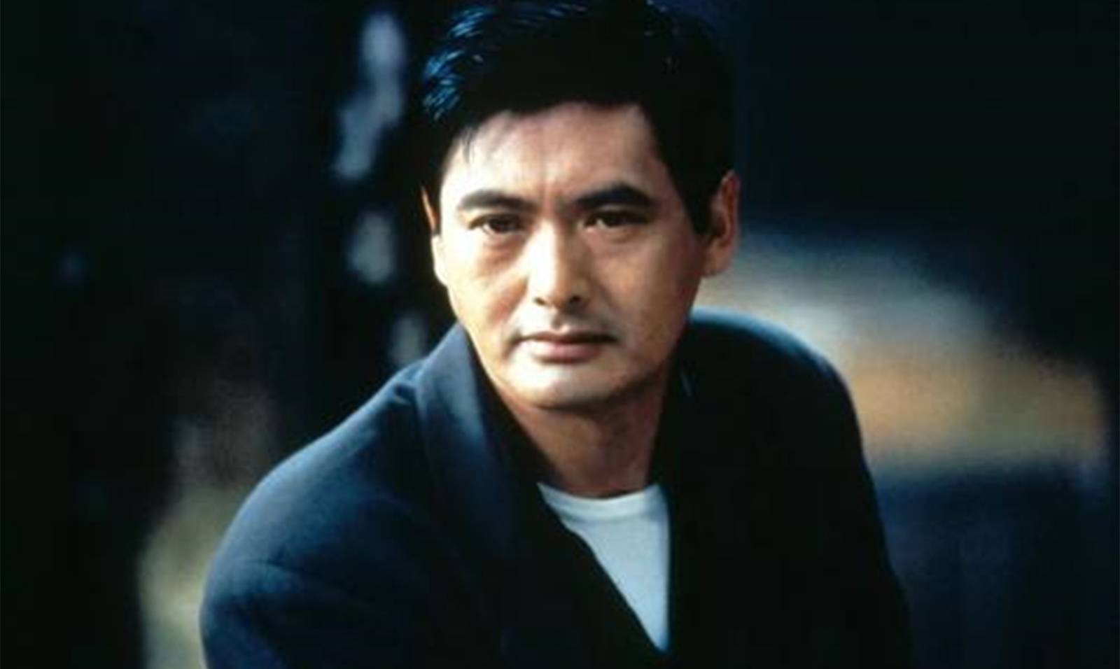 投资欠了一屁股债,连周润发都躲着自己,只有刘德华愿意帮他_郑则仕