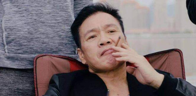 原创在tvb呆了30多年只跑龙套,作品在美国反做了男一号