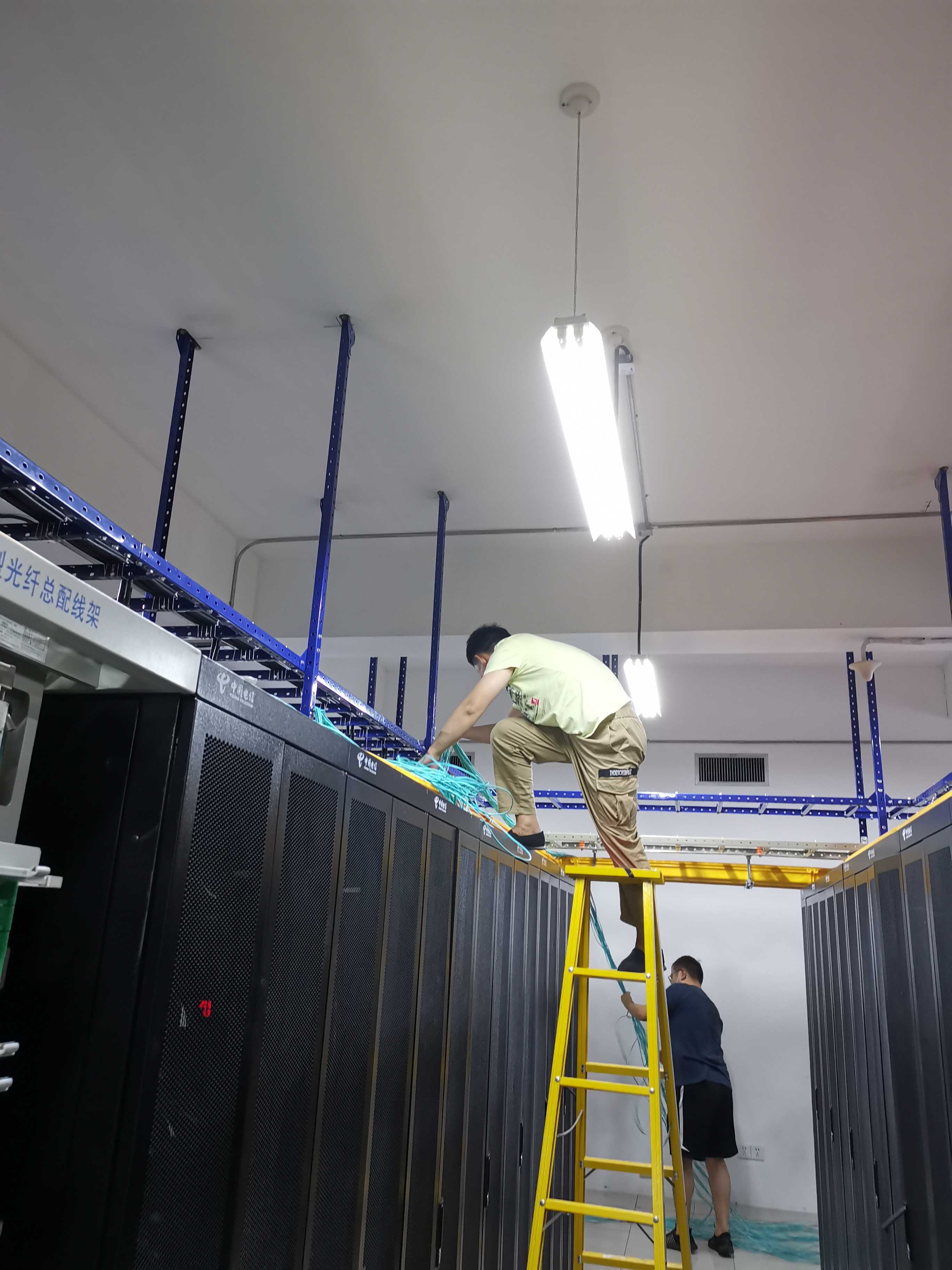 从it男到施工队的变身 只为保障疫情通信"生命线"_电路