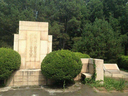 她的6个孩子全是国家栋梁,自己却无名无分,操劳一生在牛棚去世