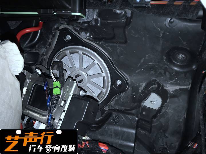 苏州艺声行奔驰e300l音响改装方案升级史泰格专车专用喇叭
