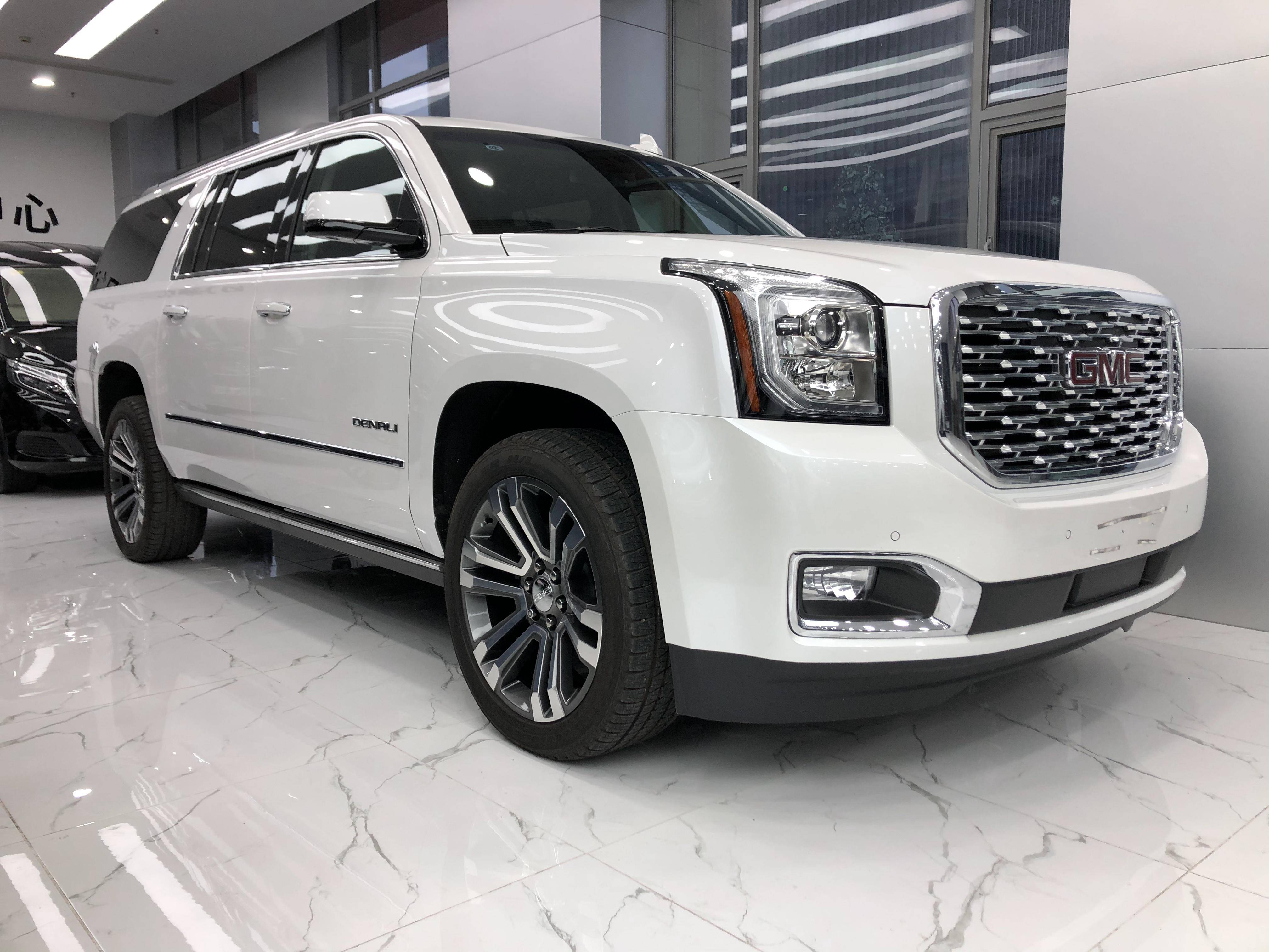 gmc育空 超大空间的全尺寸豪华suv 七座越野suv