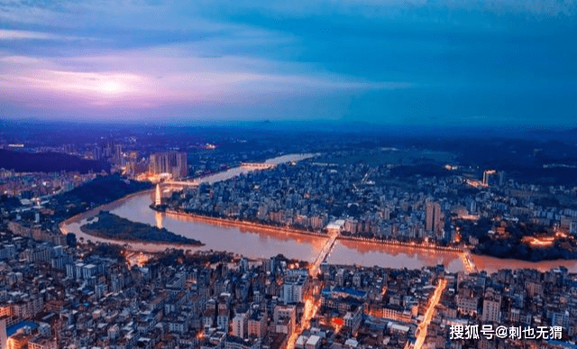 粤西的这座城市有位巾帼英雄第一人带你了解她的传奇故事