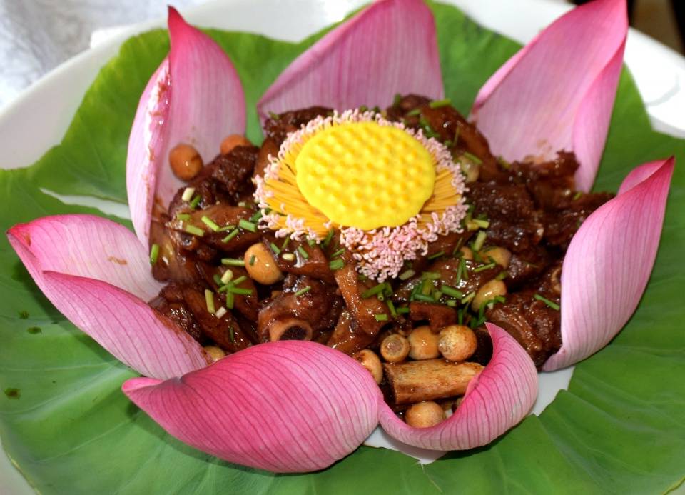 芜湖陶辛荷花小镇荷花宴,一道道"花式吃法"赐你"陶辛味道"