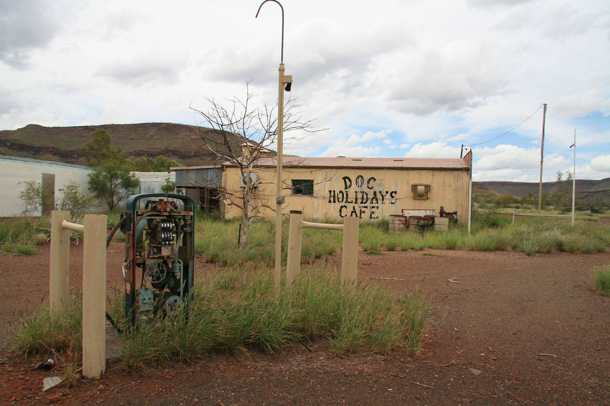 被关闭54年的小镇:因污染导致数百人死亡,仍有3名居民不愿离开_阿什利