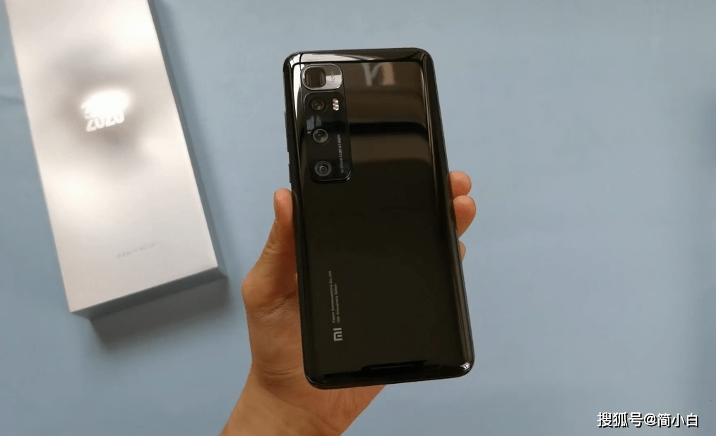 原创十周年诚意之作小米10至尊纪念版发布真机开箱体验