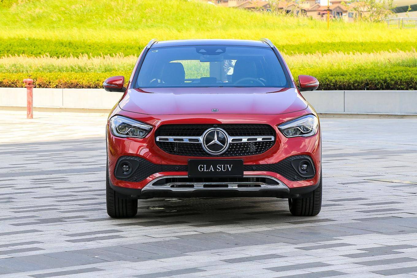 明日之花走进全新梅赛德斯奔驰gla的领地