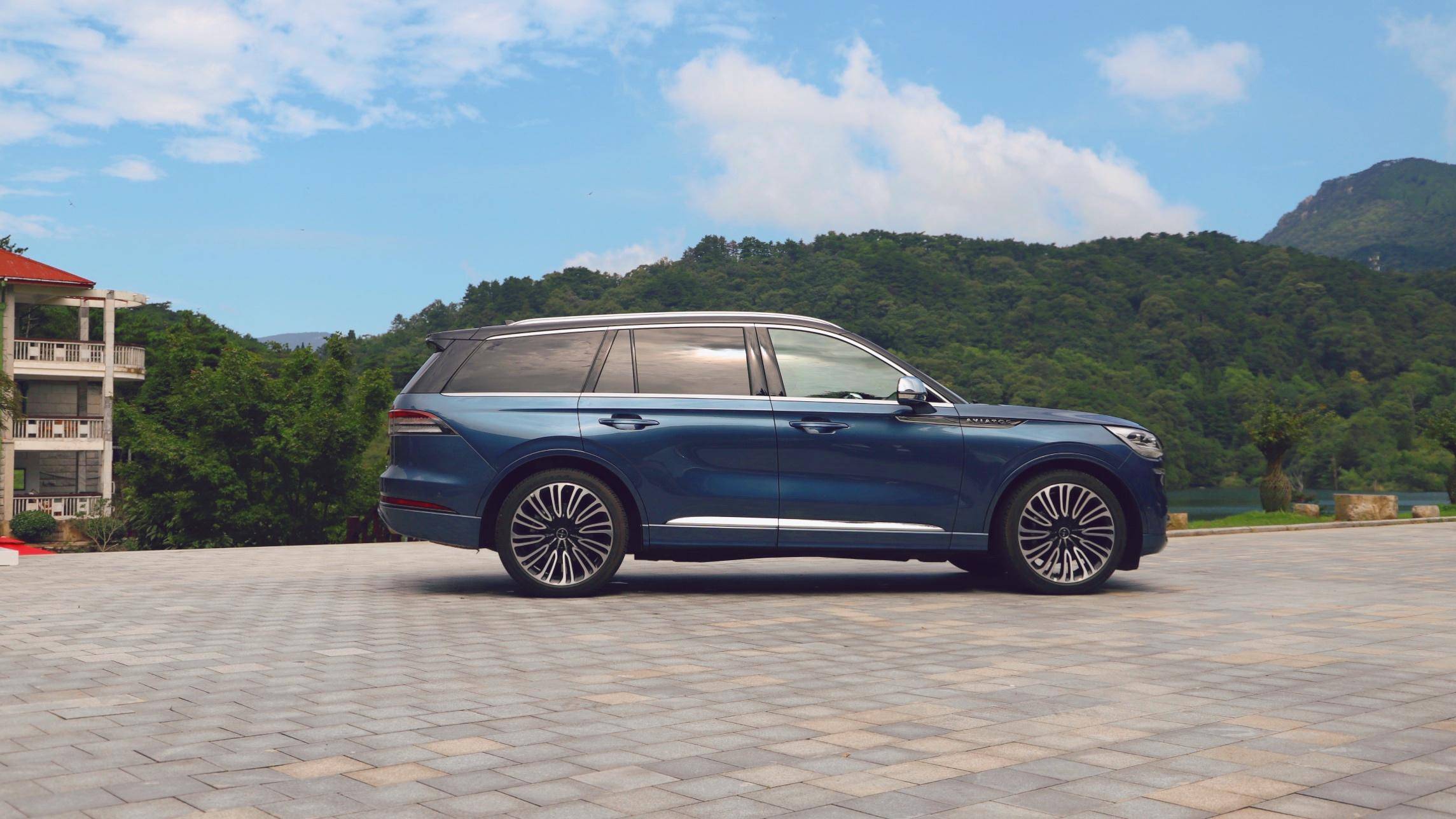 试驾丨美式豪华国产林肯飞行家的起手式