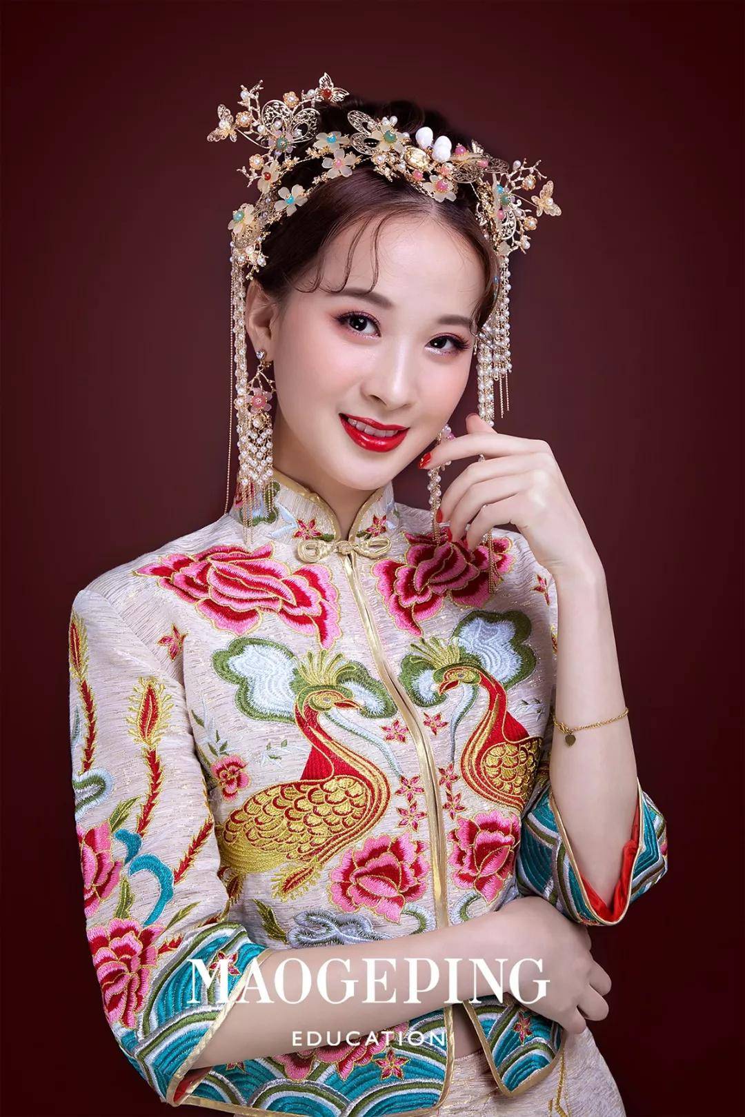 端庄又迷人的中式新娘发型魅力值满分