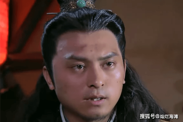 后来,兄弟三人将官差遣送下山,在寨中诛杀奸臣子孙祭奠岳飞父子及王横