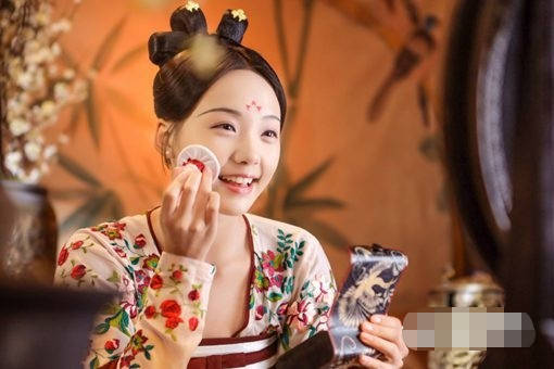 《青青子衿》骆秋迟身份介绍,骆秋迟结局是什么?