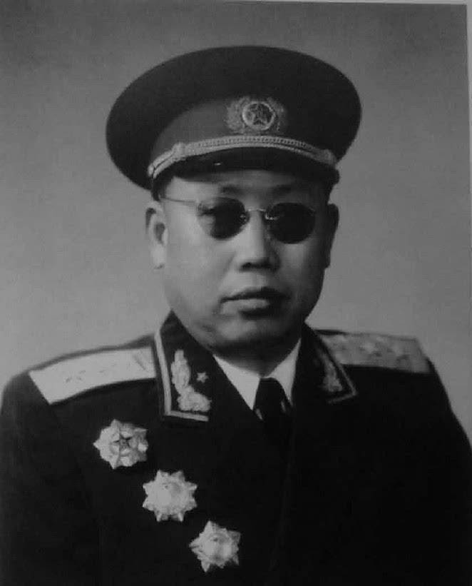揭秘东北野战军,最具有战斗力的七个师,首任师长都是谁?