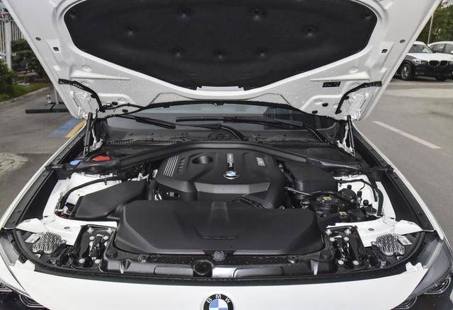 进口宝马直降5.8万,2.0t 采埃孚8at,大溜背式造型,还不心动?