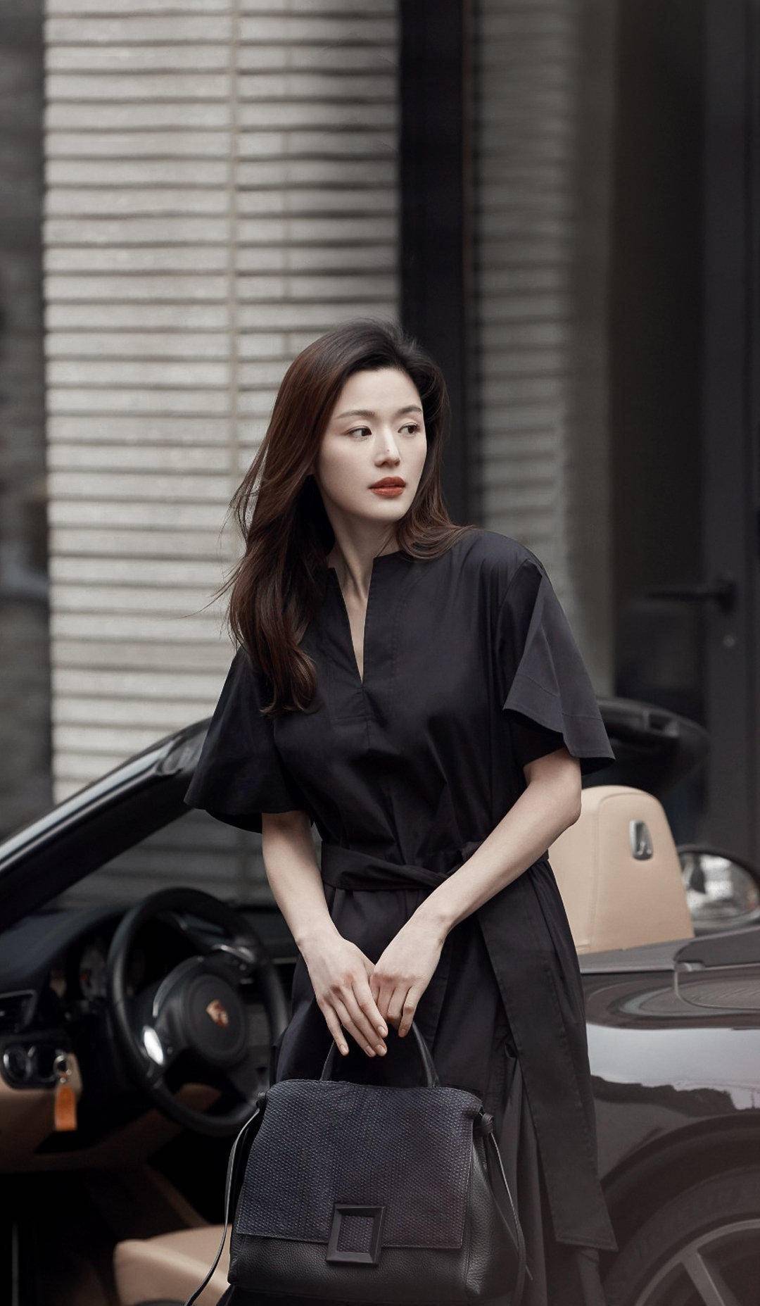 原创千颂伊回归全智贤最新写真曝光天鹅颈胜过刘诗诗