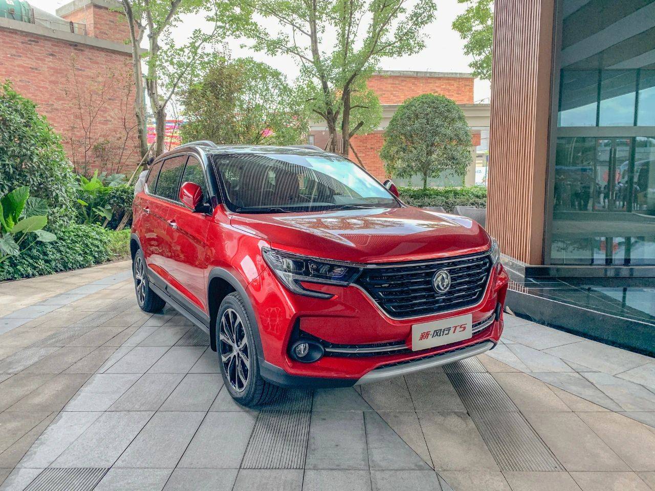 2021款东风日产逍客上市新款东风风行t5正式上市