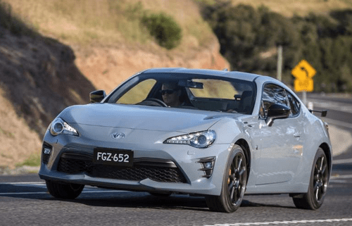 雷诺的后驱跑车——alpinea110!百公里的加速低到4.5秒!