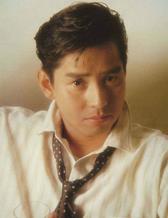 谭咏麟双颊凹陷惹众议23号踏入70岁自曝已提前收到生日蛋糕