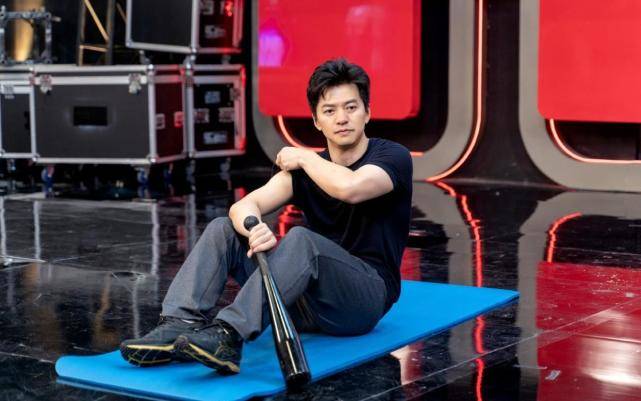 看看李健就知道了_健身