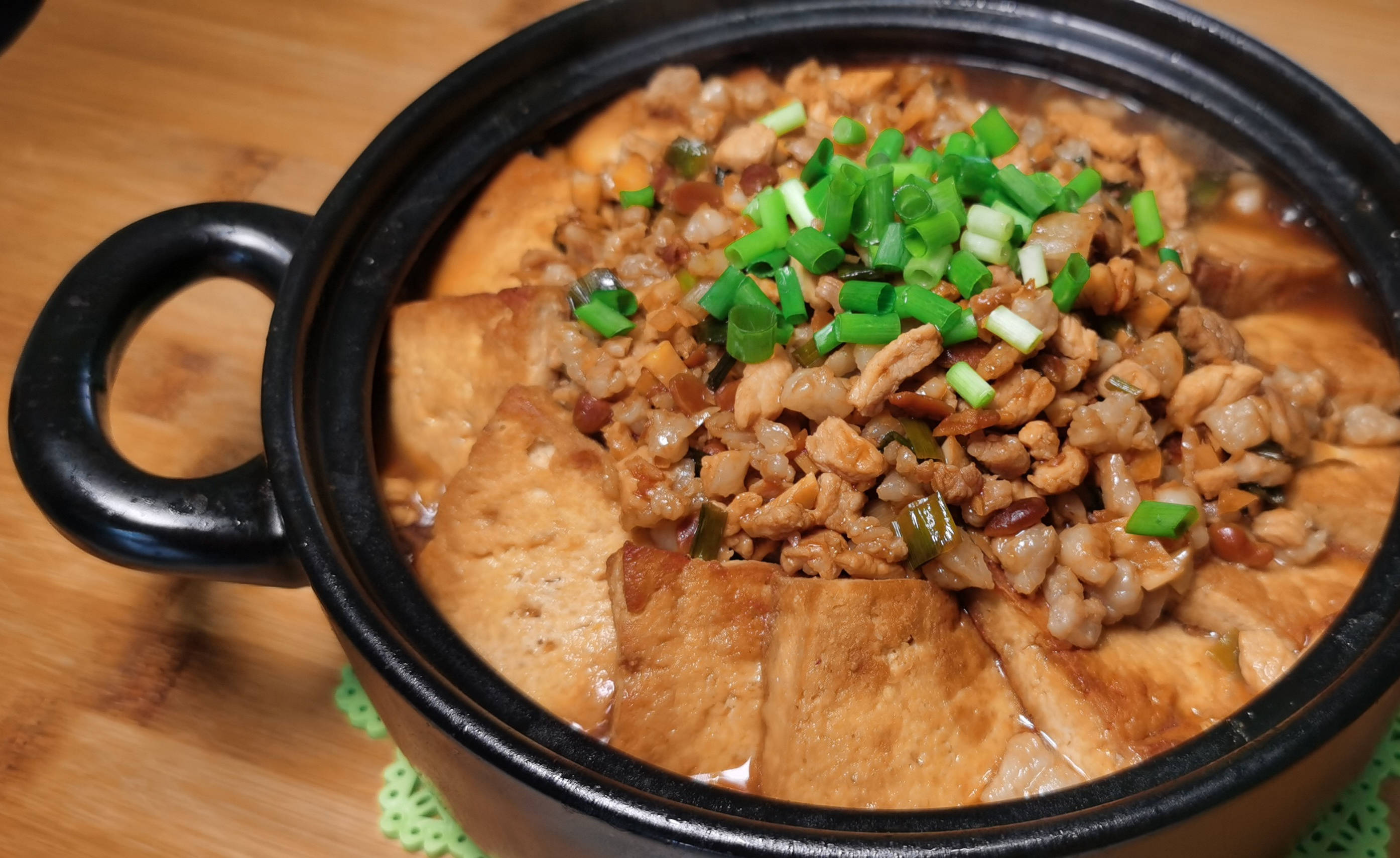 豆腐吃了30年这样做才好吃和猪肉一起放砂锅炖一炖太香了